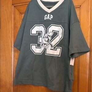 GAP Forest Green V-Neck Graphic Tee
